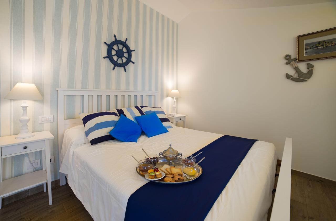 Quattro Torri B&B 산타 테레사 디 리바 외부 사진